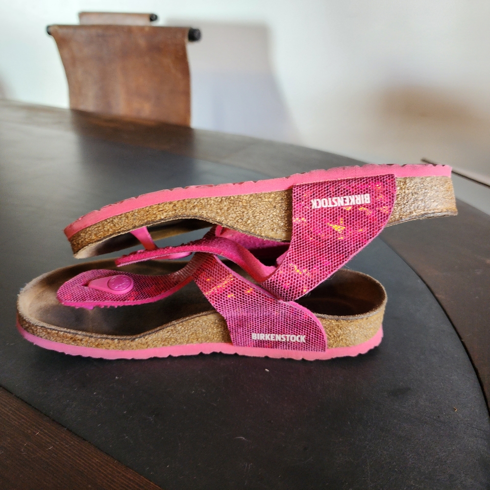 Birkenstock Girls Pink Gizeh Holographic Slides 33 - US 2-2.5 💗HOST PICK💗 - Picture 4 of 6